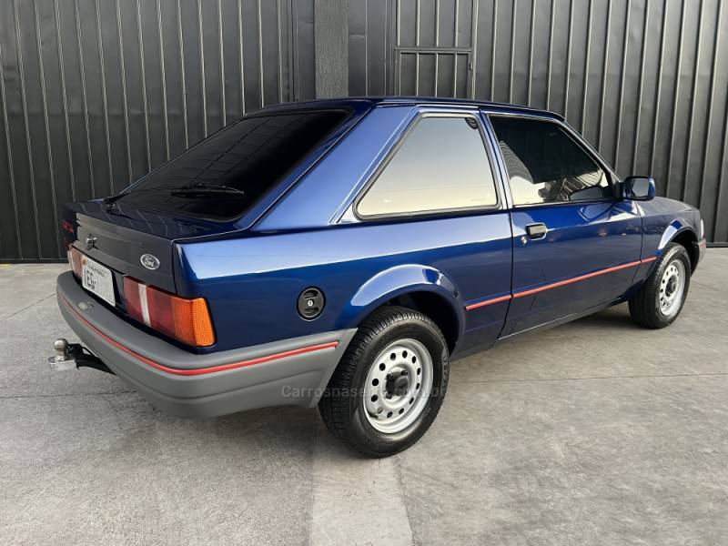 FORD - ESCORT - 1996/1996 - Azul - R$ 19.900,00