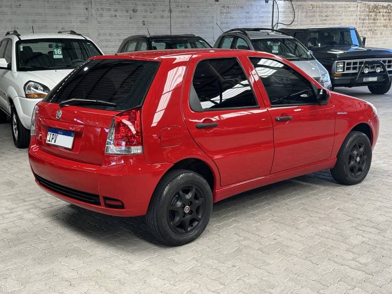 FIAT - PALIO - 2010/2010 - Vermelha - R$ 25.900,00