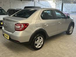 RENAULT - LOGAN - 2021/2022 - Prata - R$ 69.900,00