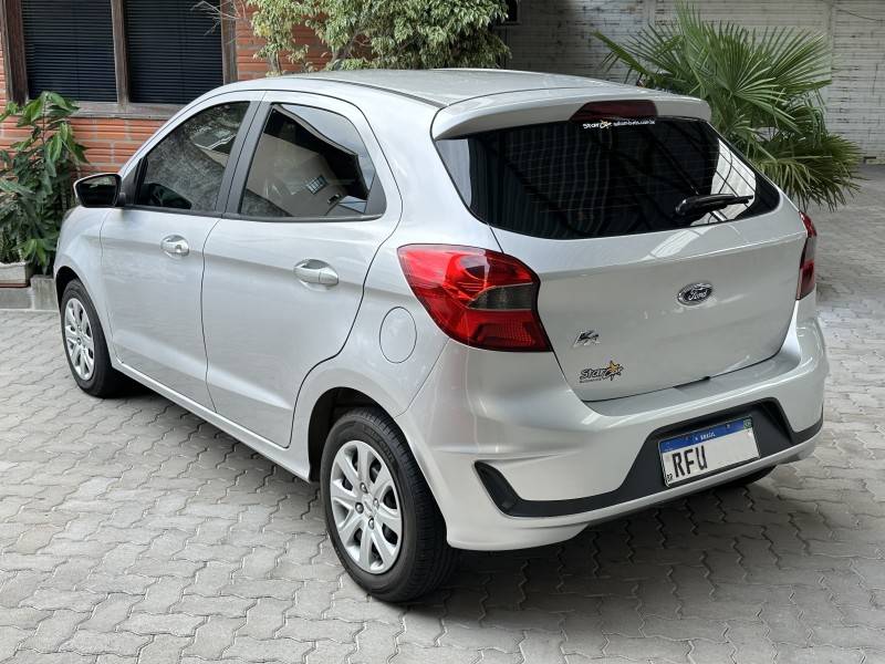 FORD - KA - 2020/2021 - Prata - R$ 54.900,00