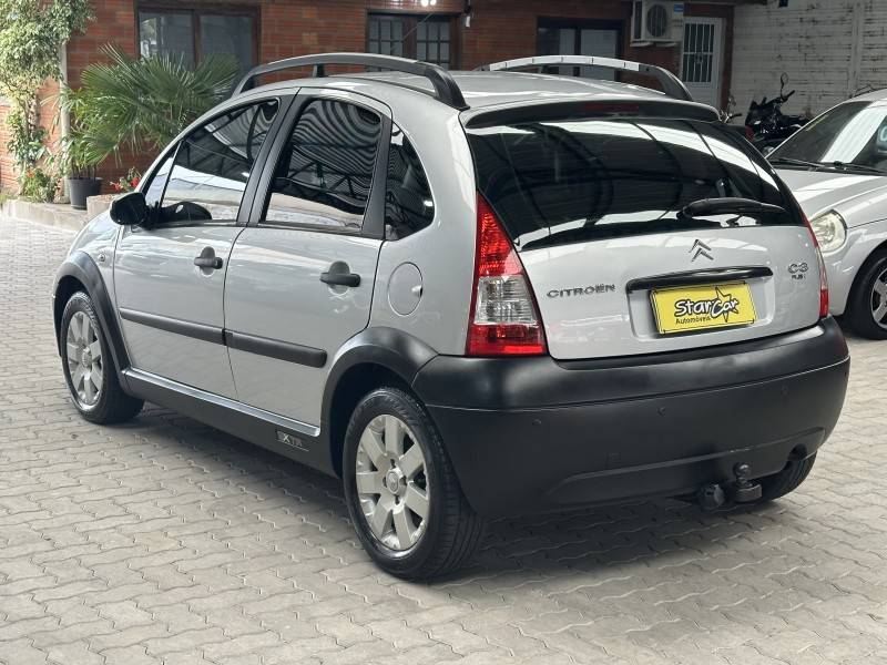 CITROËN - C3 - 2008/2008 - Prata - R$ 23.900,00