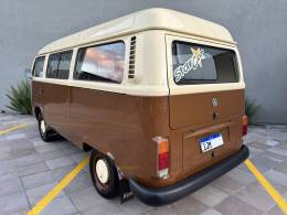 VOLKSWAGEN - KOMBI - 2000/2000 - Marrom - R$ 65.000,00