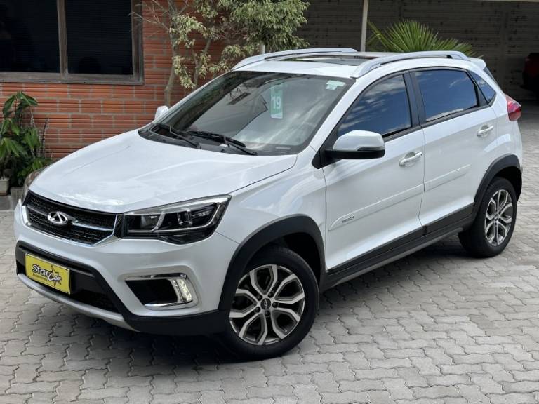 CHERY - TIGGO - 2018/2019 - Branca - R$ 69.900,00