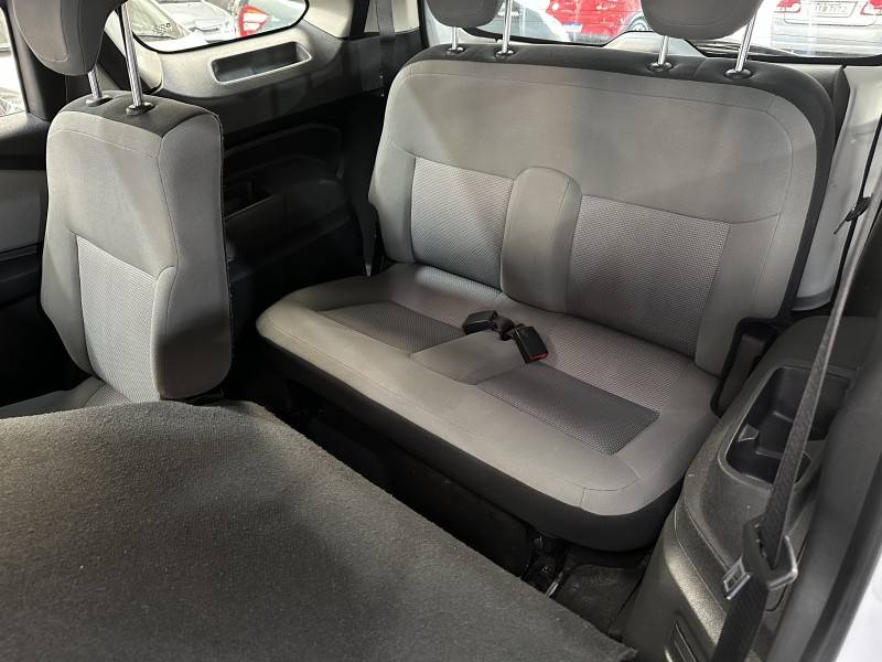 CHEVROLET - SPIN - 2017/2018 - Branca - R$ 68.900,00