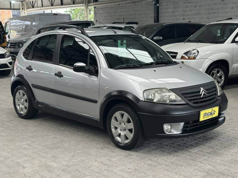 CITROËN - C3 - 2008/2008 - Prata - R$ 23.900,00