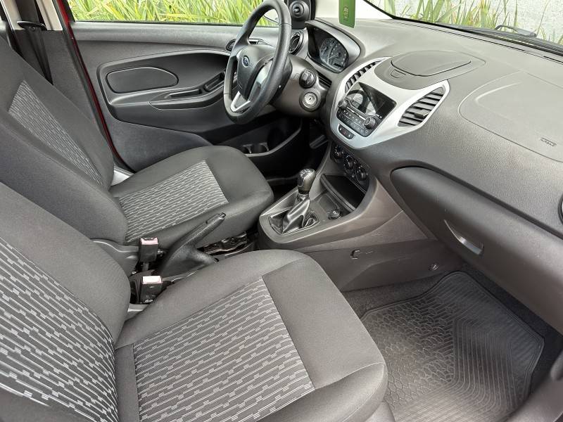 FORD - KA - 2019/2020 - Vermelha - R$ 52.900,00