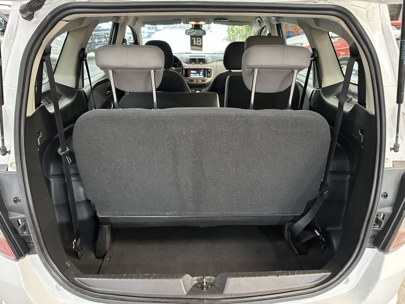 CHEVROLET - SPIN - 2017/2018 - Branca - R$ 68.900,00