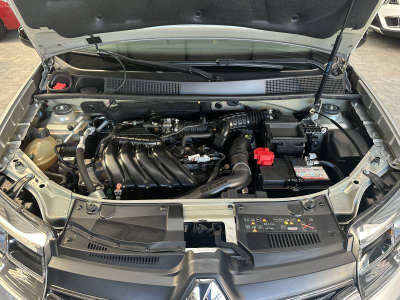 RENAULT - LOGAN - 2021/2022 - Prata - R$ 69.900,00