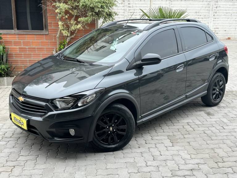 CHEVROLET - ONIX - 2019/2019 - Cinza - R$ 71.900,00