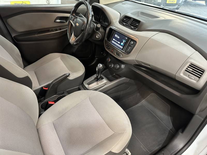 CHEVROLET - SPIN - 2017/2018 - Branca - R$ 68.900,00